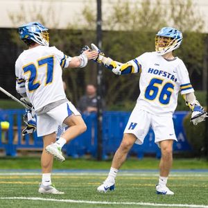 Image post by @hofstramlax on Instagram