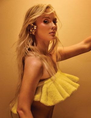 Image post by @flauntmagazine on Instagram