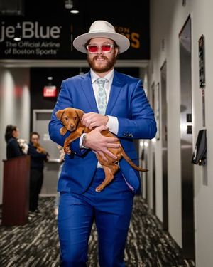 Image post by @nhlcesko on Instagram