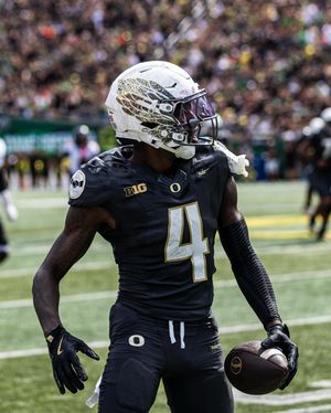 Image post by @oregonfootball on Instagram