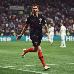 Image post by @soccerdotcom on Instagram