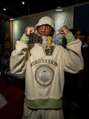 Image post by @complexcon on Instagram