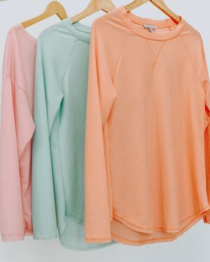 Image post by @shopfillyflair on Instagram