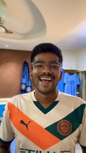 Video post by @ashbytheball on Facebook