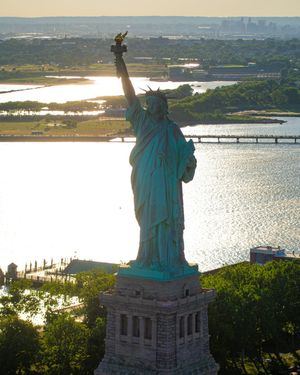 Image post by @nyonstudio on Instagram