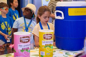 Image post by @alexslemonade on Instagram