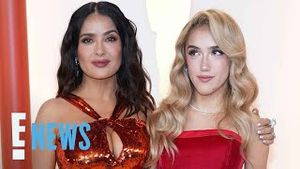 Video post by @enews on YouTube