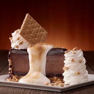 Image post by @cheesecakefactory on Instagram