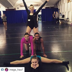 Image post by @therockettes on Instagram