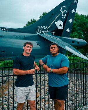 Image post by @navyfb on Instagram