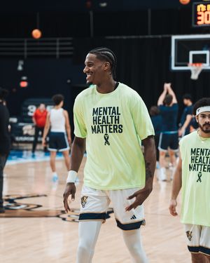 Image post by @fiuhoops on Instagram