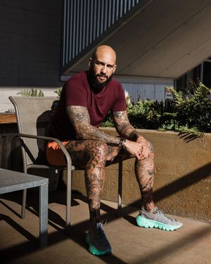 Image post by @timhow1 on Instagram