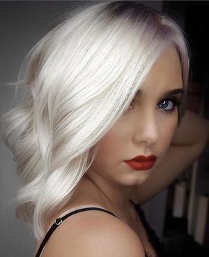 Image post by @behindthechair_com on Instagram