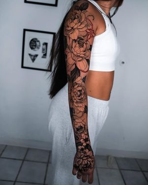 Image post by @skindesigntattoos on Instagram