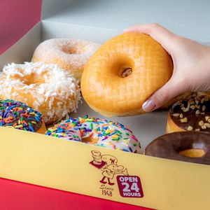 Image post by @winchellsdonuthouse on Instagram