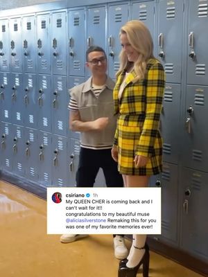 Image post by @extratv on Instagram