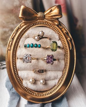 Image post by @maejeanvintage on Instagram