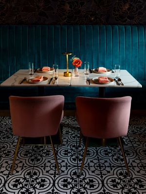 Image post by @nurthai on Instagram