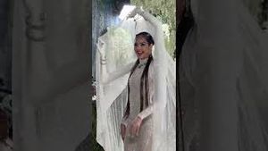 Video post by @elle on YouTube