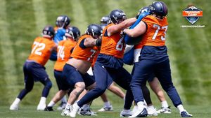 Image post by @Broncos on Twitter