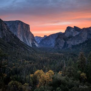 Image post by @nationalparkscollective on Instagram