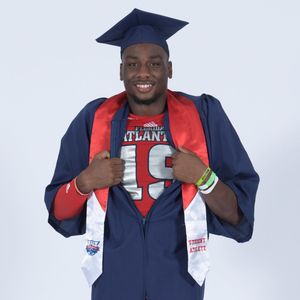 Image post by @faufootball on Instagram