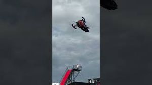 Video post by @nitrocircus on YouTube