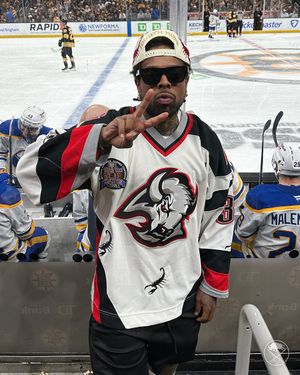 Image post by @BuffaloSabres on Twitter