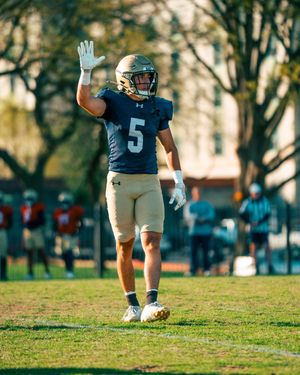 Image post by @navyfb on Instagram