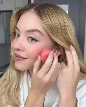 Image post by @armanibeauty on Instagram