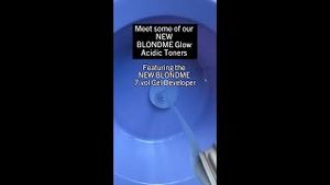 Video post by @schwarzkopfprofessionalusa on YouTube