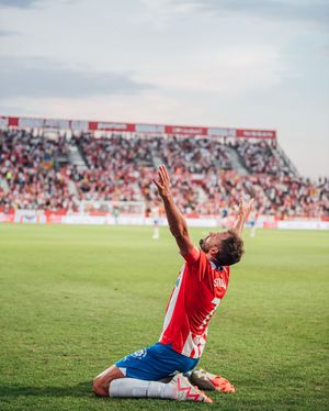 Image post by @gironafc on Instagram