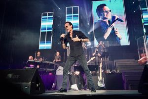 Image post by @MarcAnthony on Twitter