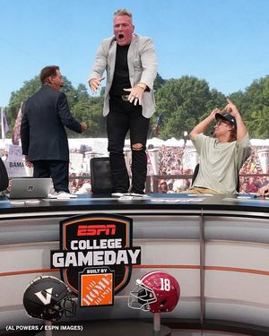 Image post by @collegegameday on Instagram