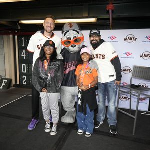 Image post by @hunterpence on Instagram