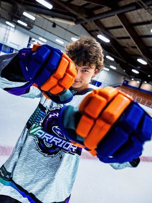 Image post by @warriorhky on Instagram