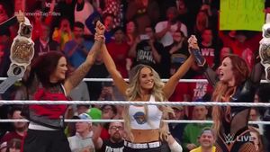 Image post by @WWEonFOX on Twitter