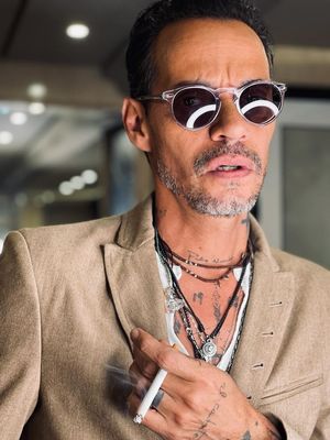 Image post by @MarcAnthony on Twitter