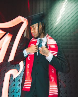 Image post by @clousextras on Instagram