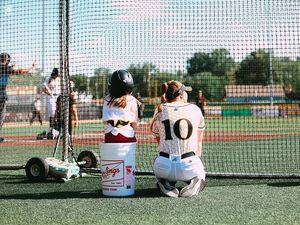 Image post by @honeybeessoftball on Instagram