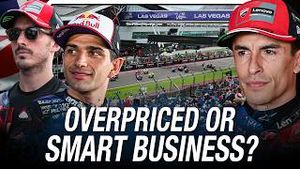 Video post by @bizofsport on YouTube