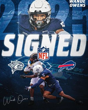 Image post by @unh_football on Instagram