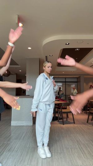 Video post by @charlotteglassss on TikTok