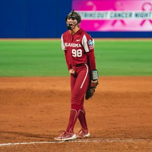 Image post by @OU_Softball on Twitter