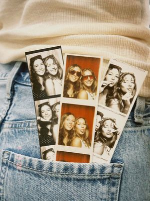 Image post by @elysaripley on Instagram