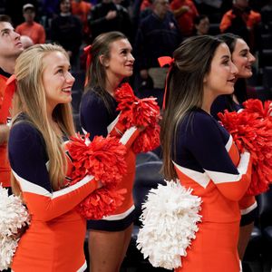 Image post by @uvawomenshoops on Instagram