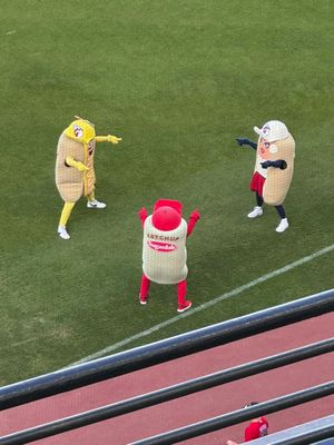 Image post by @clehotdogs on Instagram