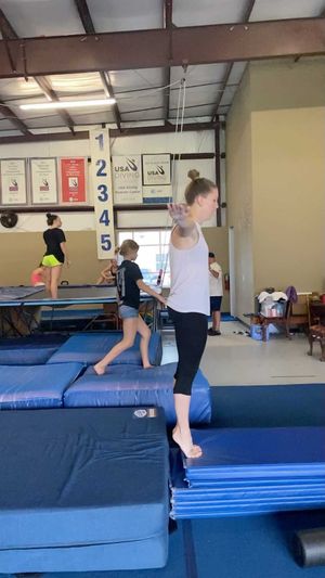Video post by @lala_the_diver on Instagram