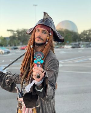 Image post by @joggingjacksparrow on Instagram