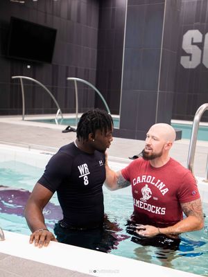 Image post by @shotwithgrace on Instagram